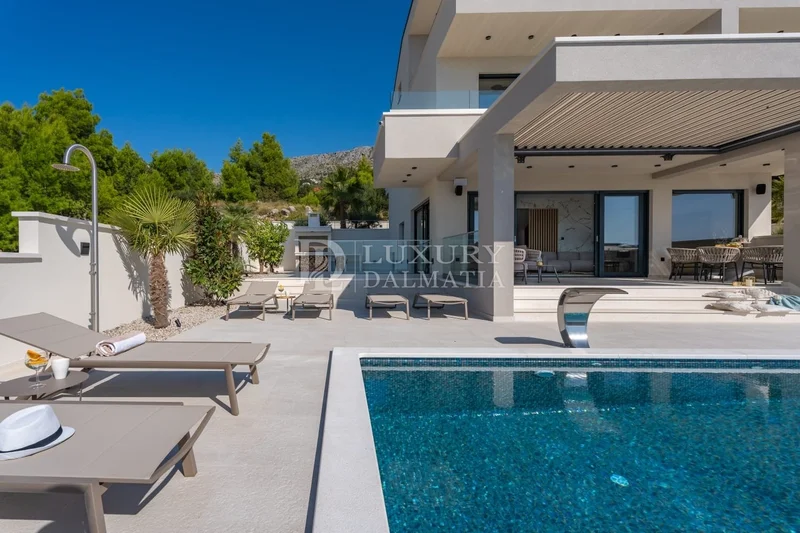 Grljevac, Split-Dalmatia County, Croatia. - Photo 11