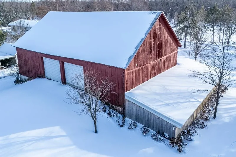 E8130 Flease Road , 2, New London, WI 54961-8021, New London, Wisconsin, United States. - Photo 13