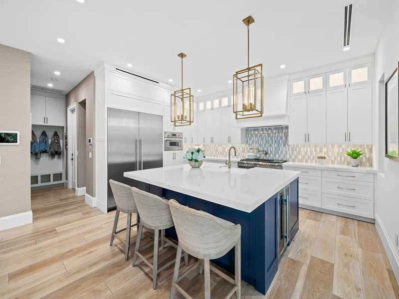 2408 NE 27th Ave, Wilton Manors, Florida, United States. - Photo 14