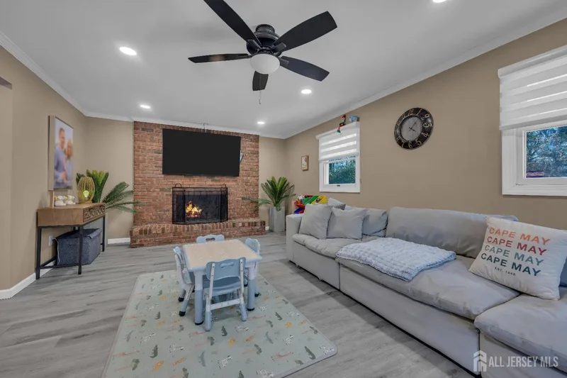 1 Kerry Court, Old Bridge, NJ 08857, Old Bridge Township, New Jersey, United States. - Photo 25