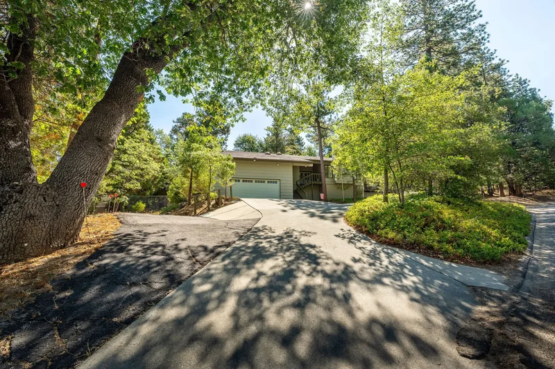 26800 Meadow Glen Drive , Idyllwild-Pine Cove, CA 92549, Idyllwild-Pine Cove, California, United States. - Photo 4