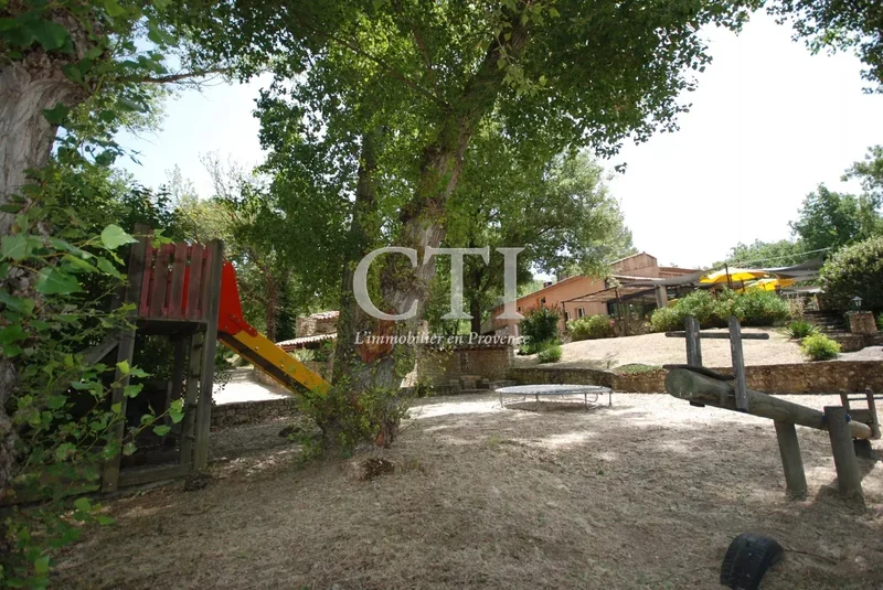 Apt, Provence-Alpes-Côte d'Azur, France. - Photo 30