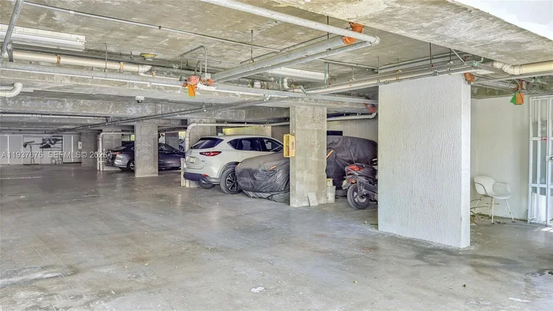 734 Michigan Ave 7, Miami Beach, Florida, United States. - Photo 30