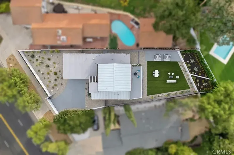 4731 Topanga Canyon Boulevard, Los Angeles, California, United States. - Photo 39