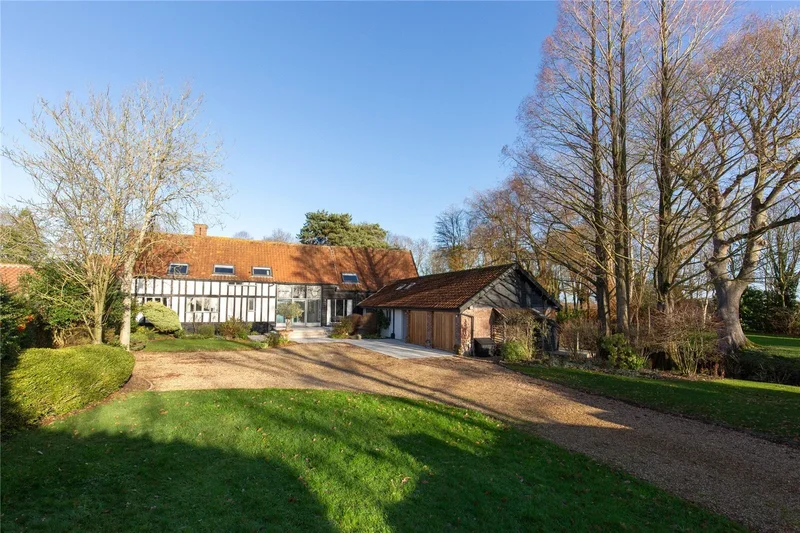 The Old Granary is a beautifully presented four-bedroom barn conversion offering over 3,000 sq. ft.