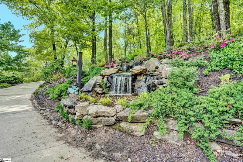 2 Sharptop Way, Landrum, SC 29356, Landrum, South Carolina, United States. - Photo 46