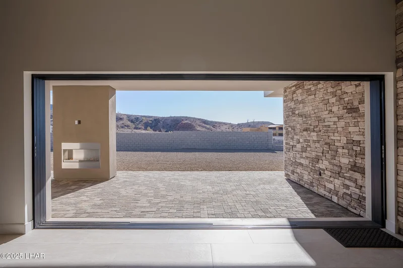 6273 Avienda De Los Colinas, Lake Havasu City, AZ 86406, Lake Havasu City, Arizona, United States. - Photo 35