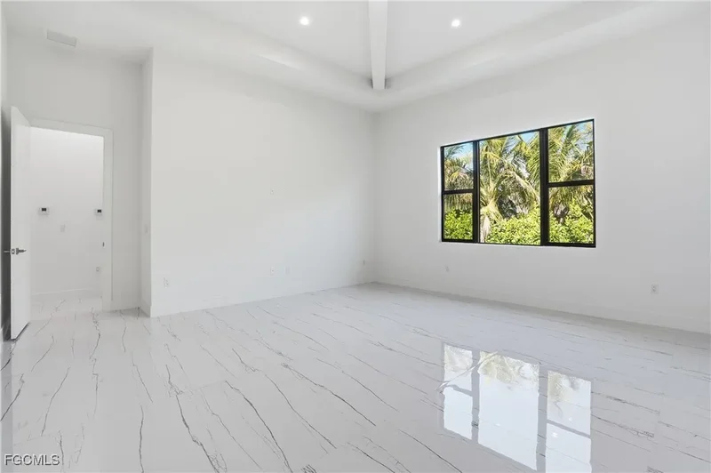 2532 CALOOSA SHORES DR, 33935, Florida, United States. - Photo 34