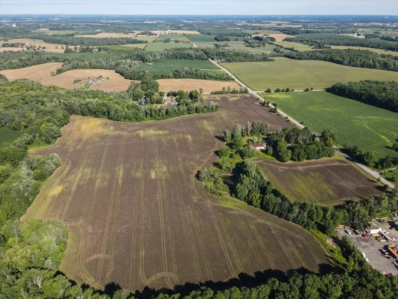 5086 Township Road 1, Breslau, Ontario, Canada. - Photo 10