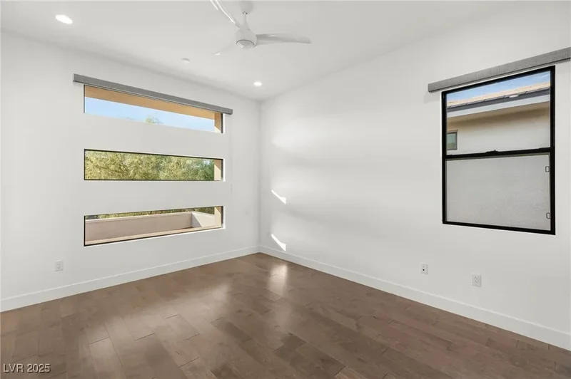 15 Gemstar Lane, Las Vegas, Nevada, United States. - Photo 8