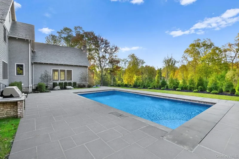 2 Barry Court, Katonah, New York, United States. - Photo 6