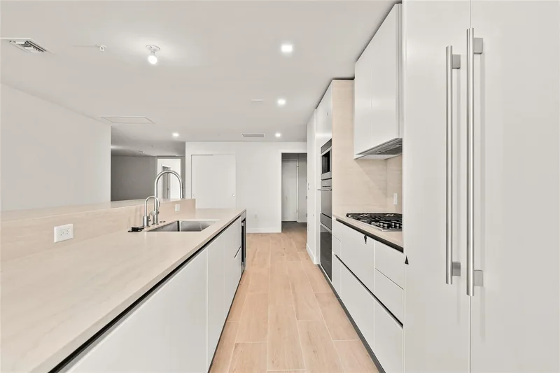 900 N Ocean Blvd. 1604, Hillsboro Beach, Florida, United States. - Photo 13