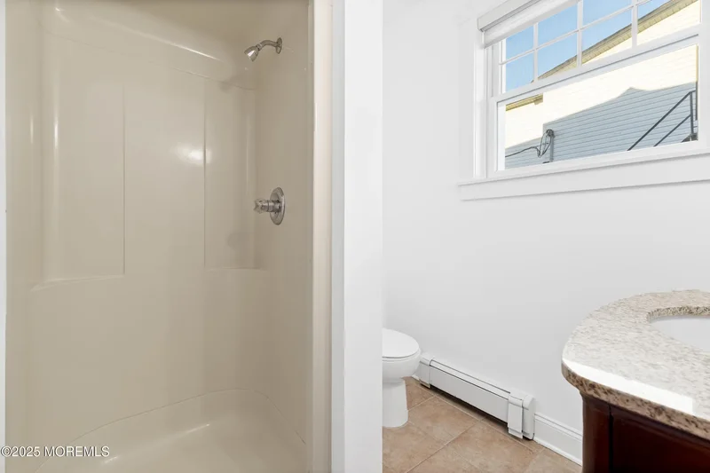 59 Peters Place, Red Bank, NJ 07701, Red Bank, New Jersey, United States. - Photo 46