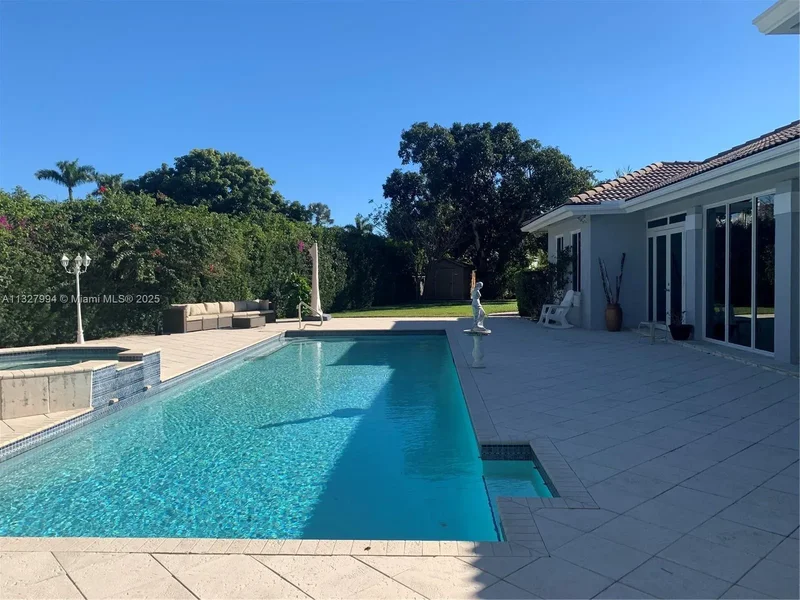 7625 SW 75th Ave, Miami, Florida, United States. - Photo 10