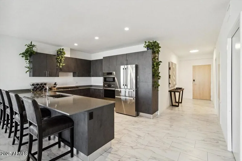 7180 E KIERLAND Boulevard, Scottsdale, Arizona, United States. - Photo 6