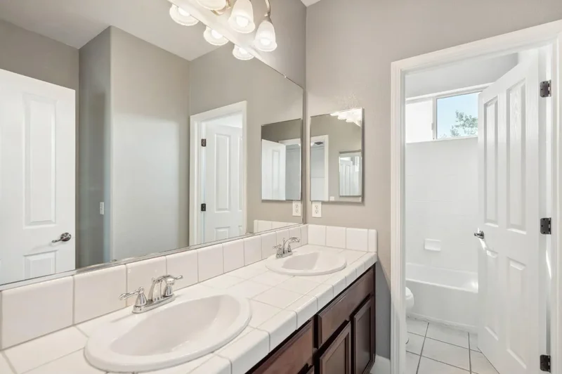 9720 Palazzo Court, Elk Grove, CA 95624, Elk Grove, California, United States. - Photo 49