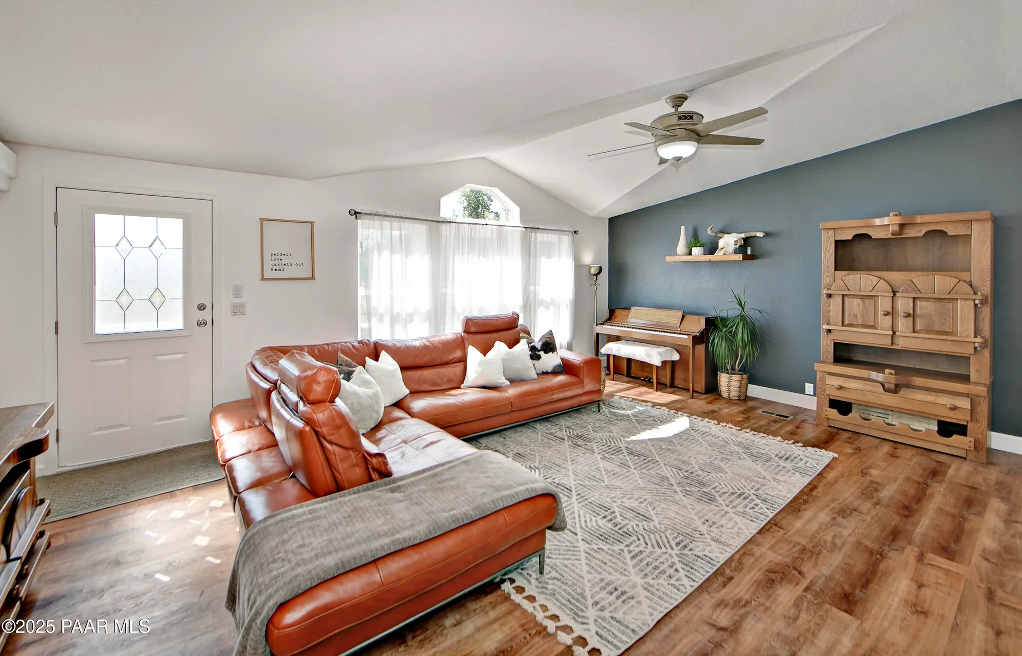 Gallery photo 6