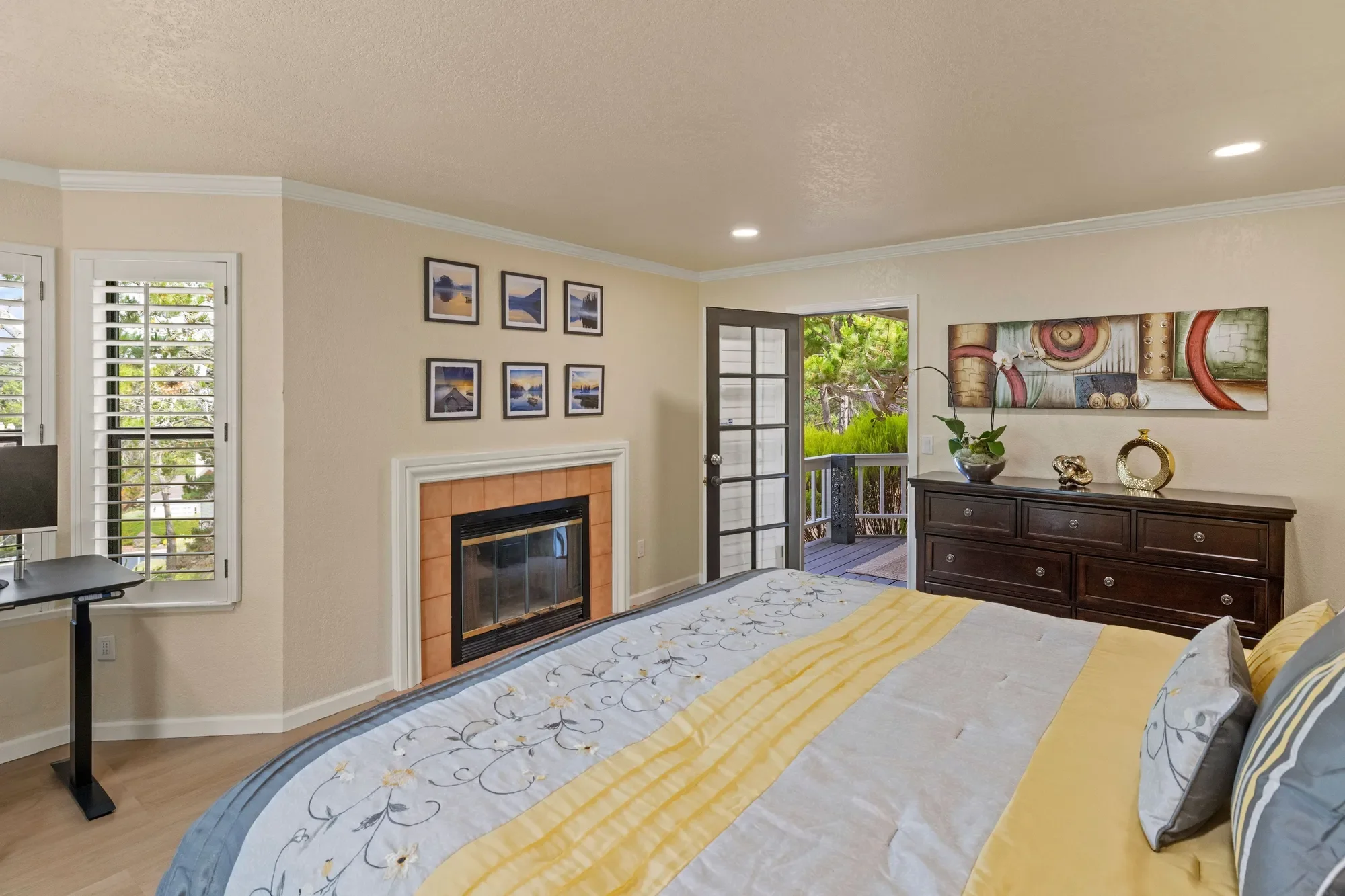 Gallery photo 12