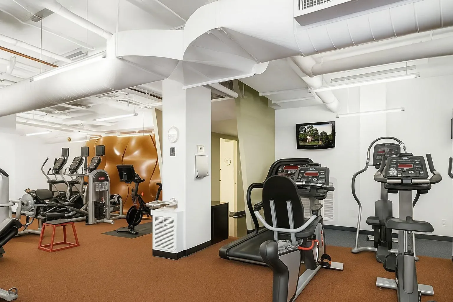 Avonova, 219 W 81ST ST, New York, New York, United States. - Photo 9
