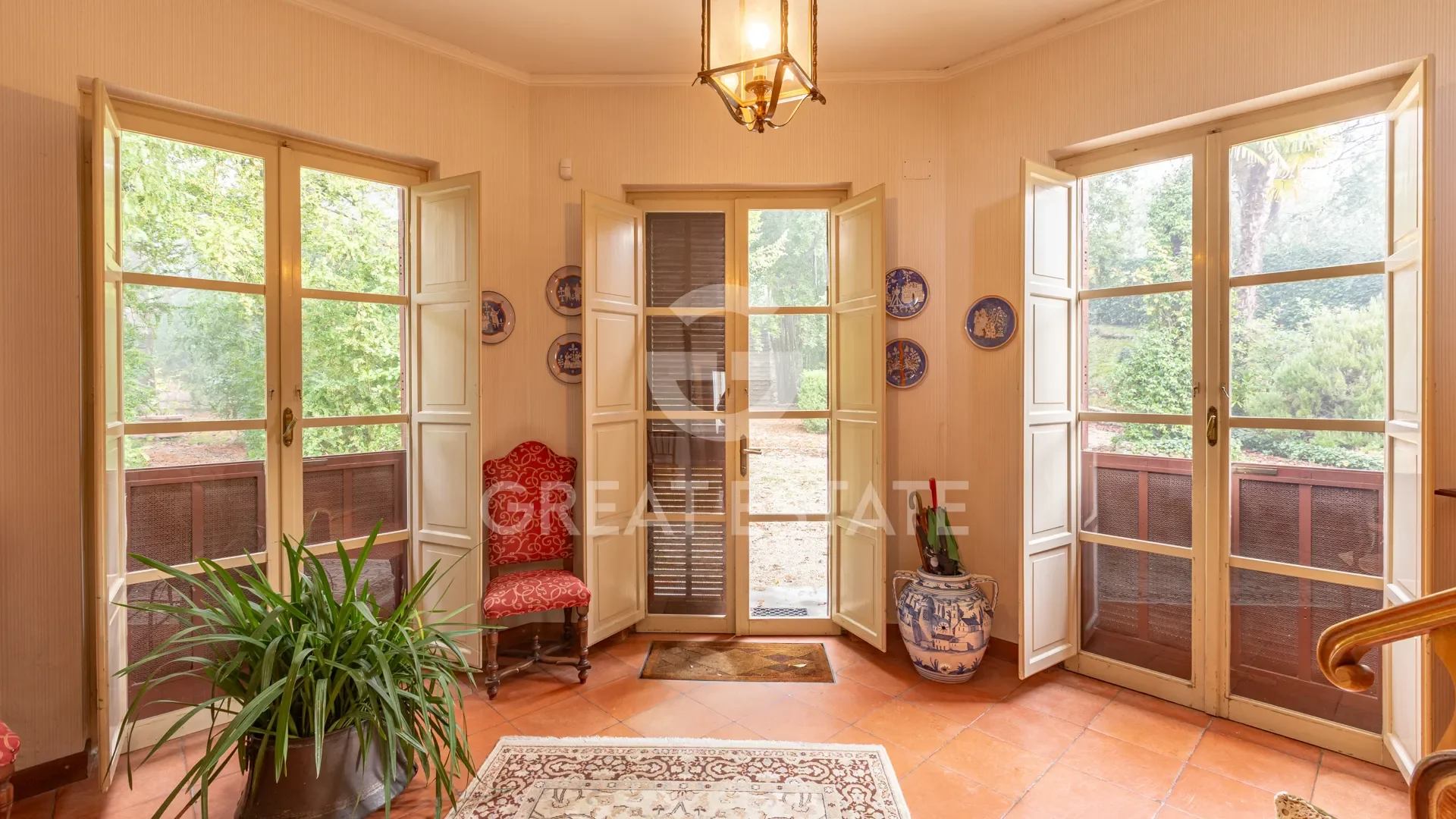 Gallery photo 8