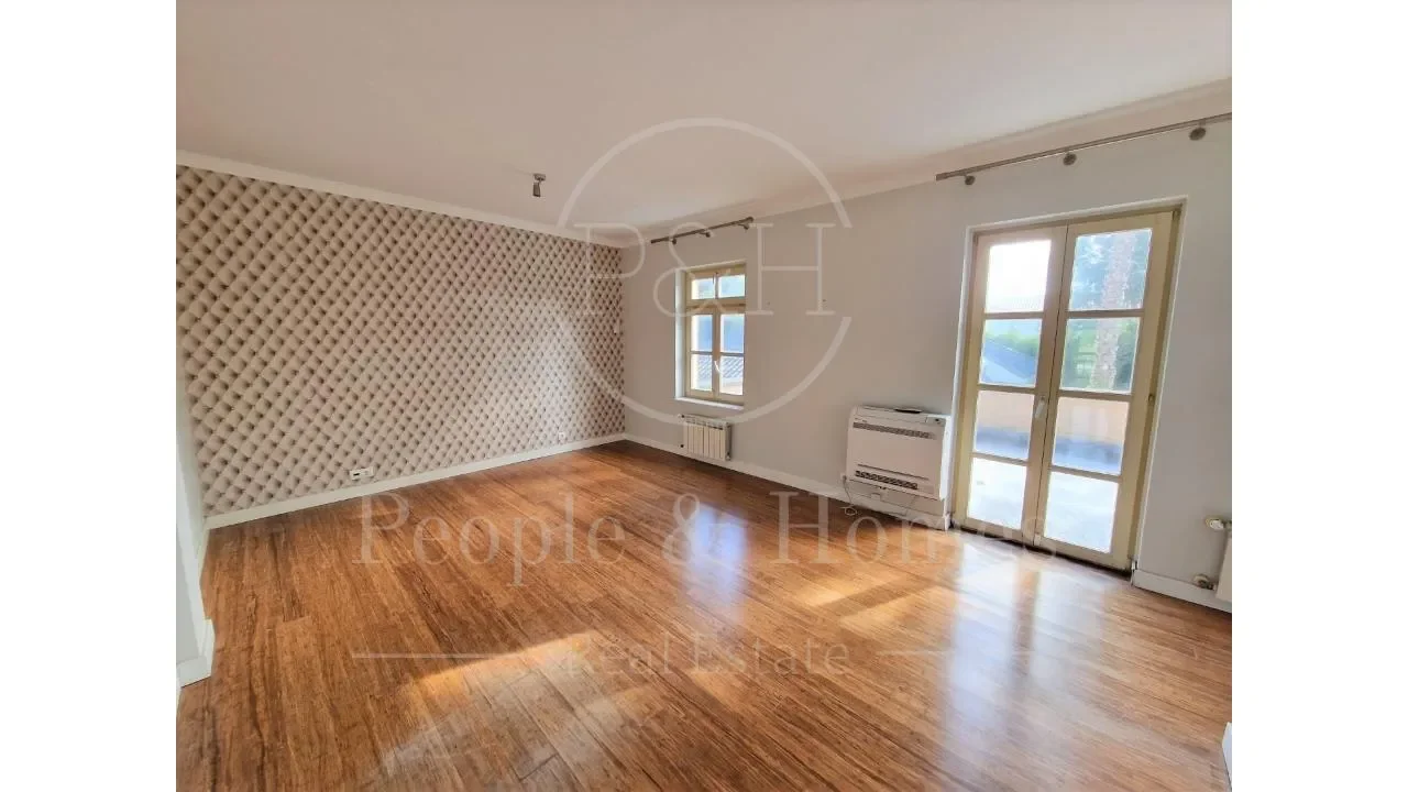 Gallery photo 6