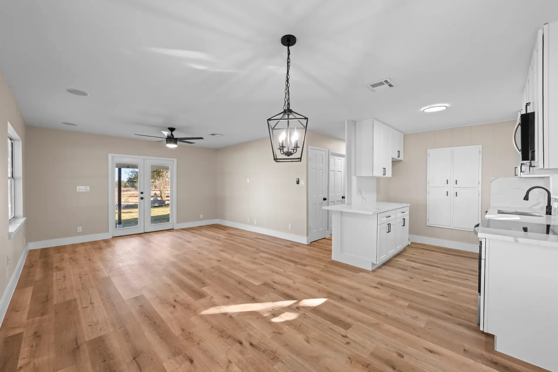 28 Ruger Road , Fredericksburg, TX 78624, Fredericksburg, Texas, United States. - Photo 3
