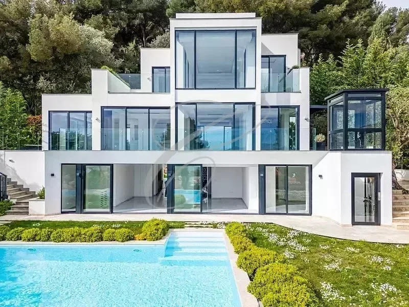 EXCLUSIVITE ROQUEBRUNE CAP MARTIN - NEW VILLA