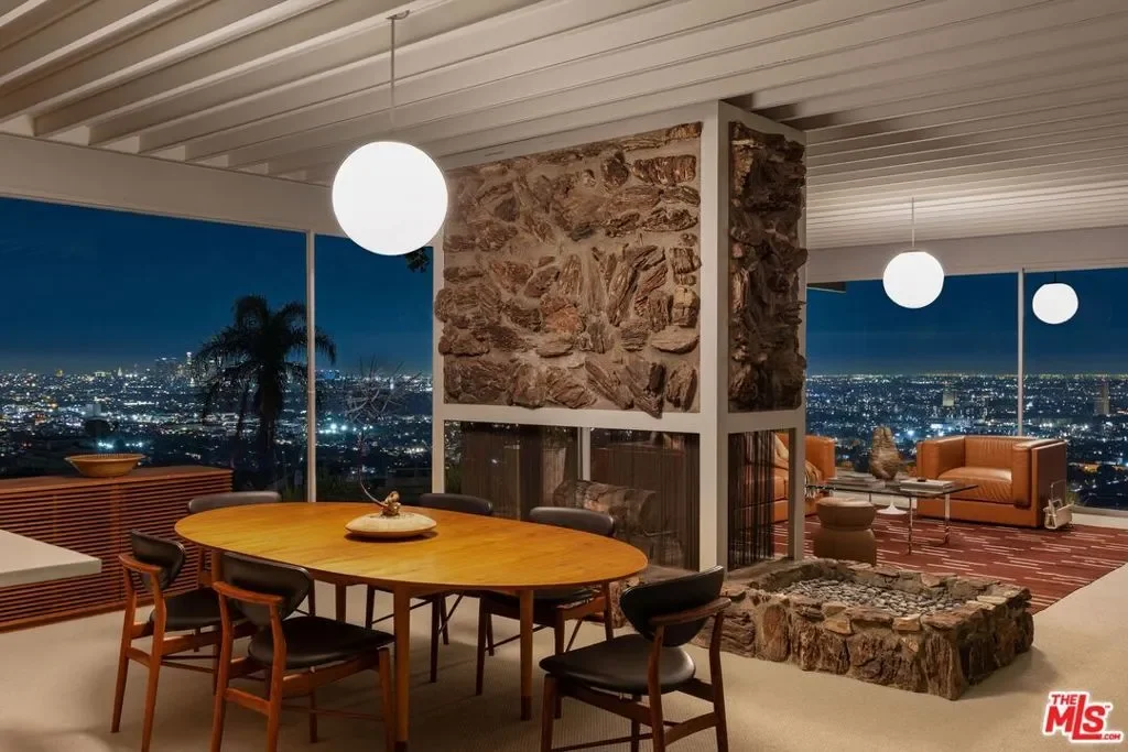 1635 Woods Drive, Los Angeles, California, United States. - Photo 20