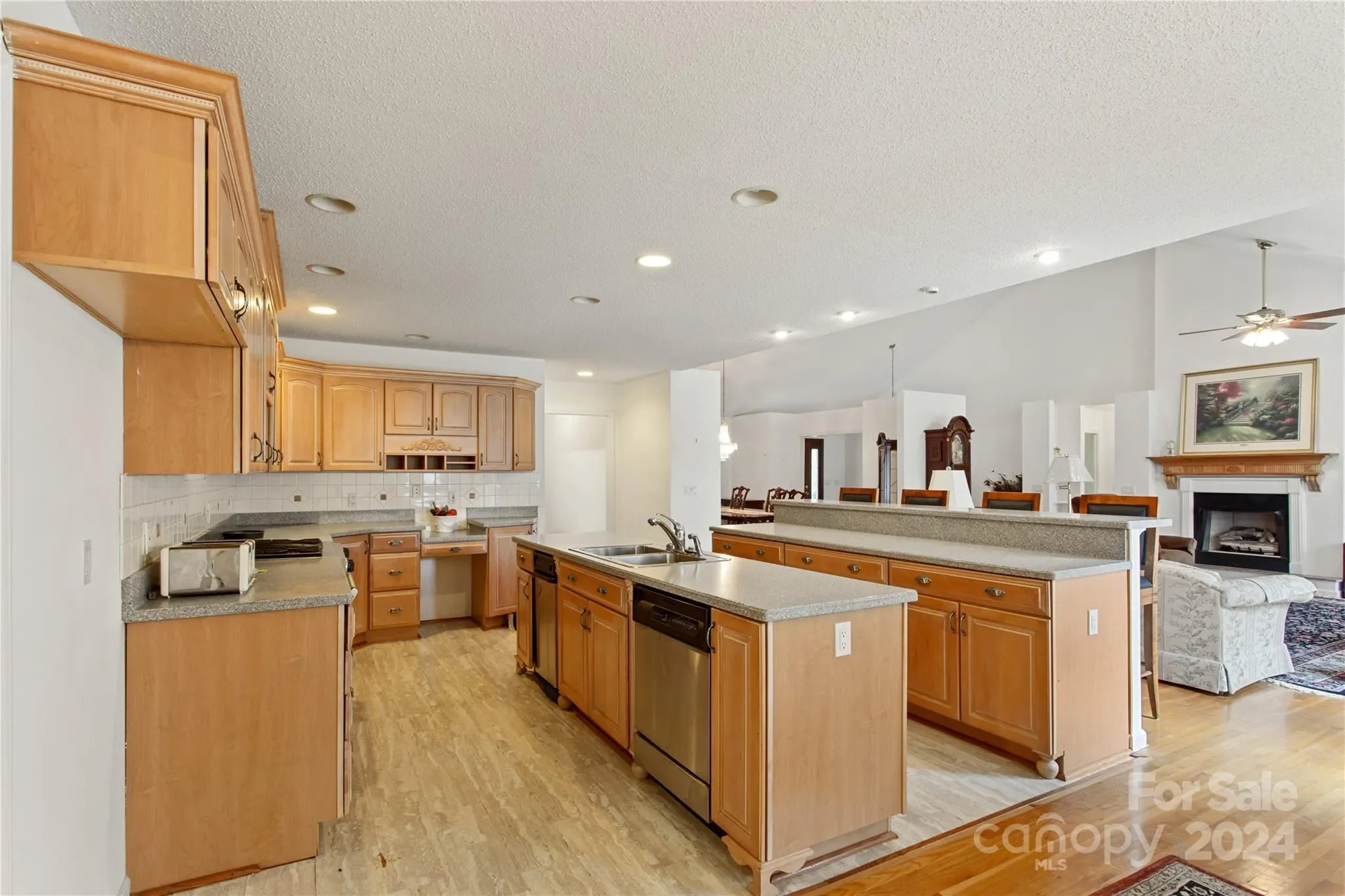 Gallery photo 2