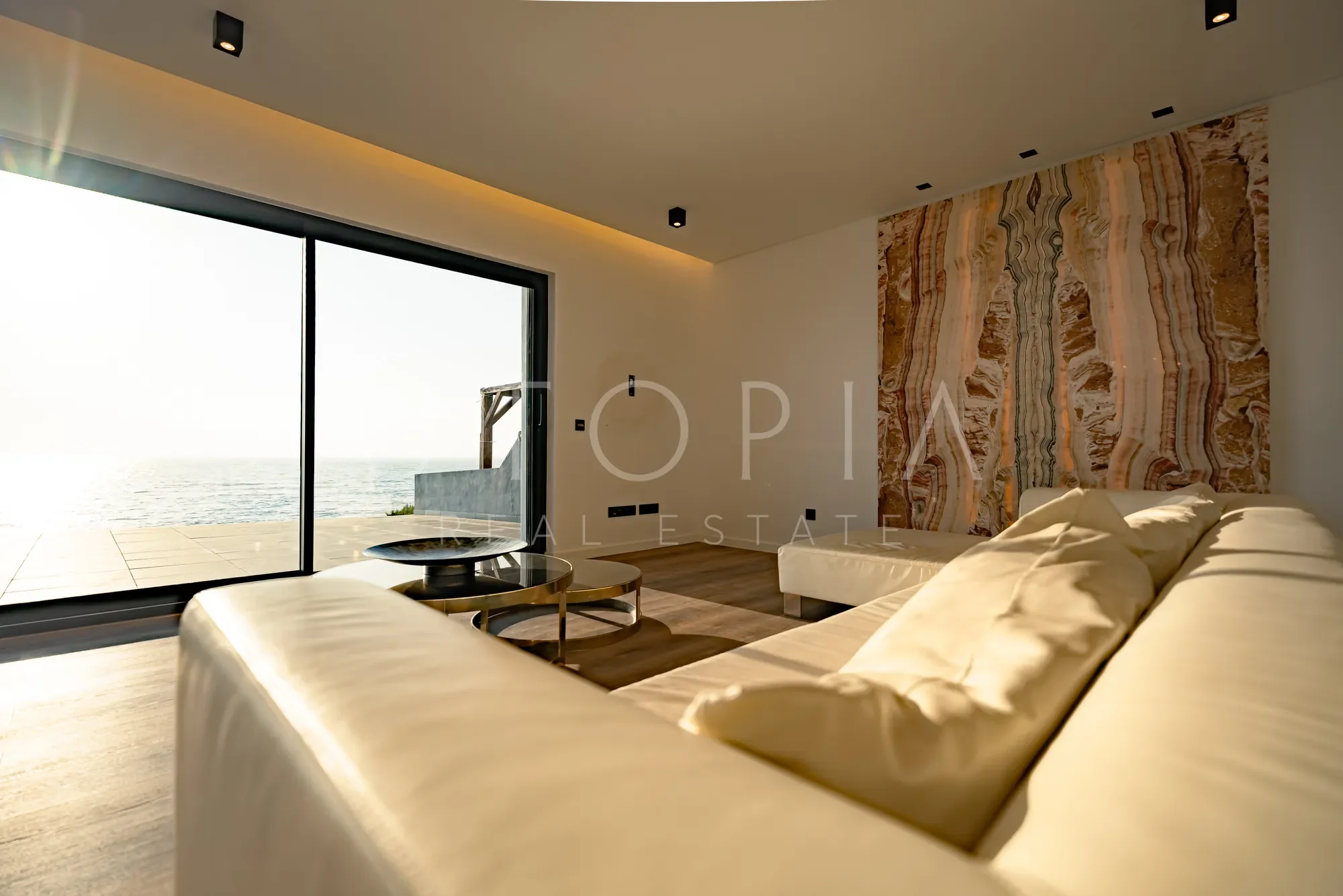 Gallery photo 6
