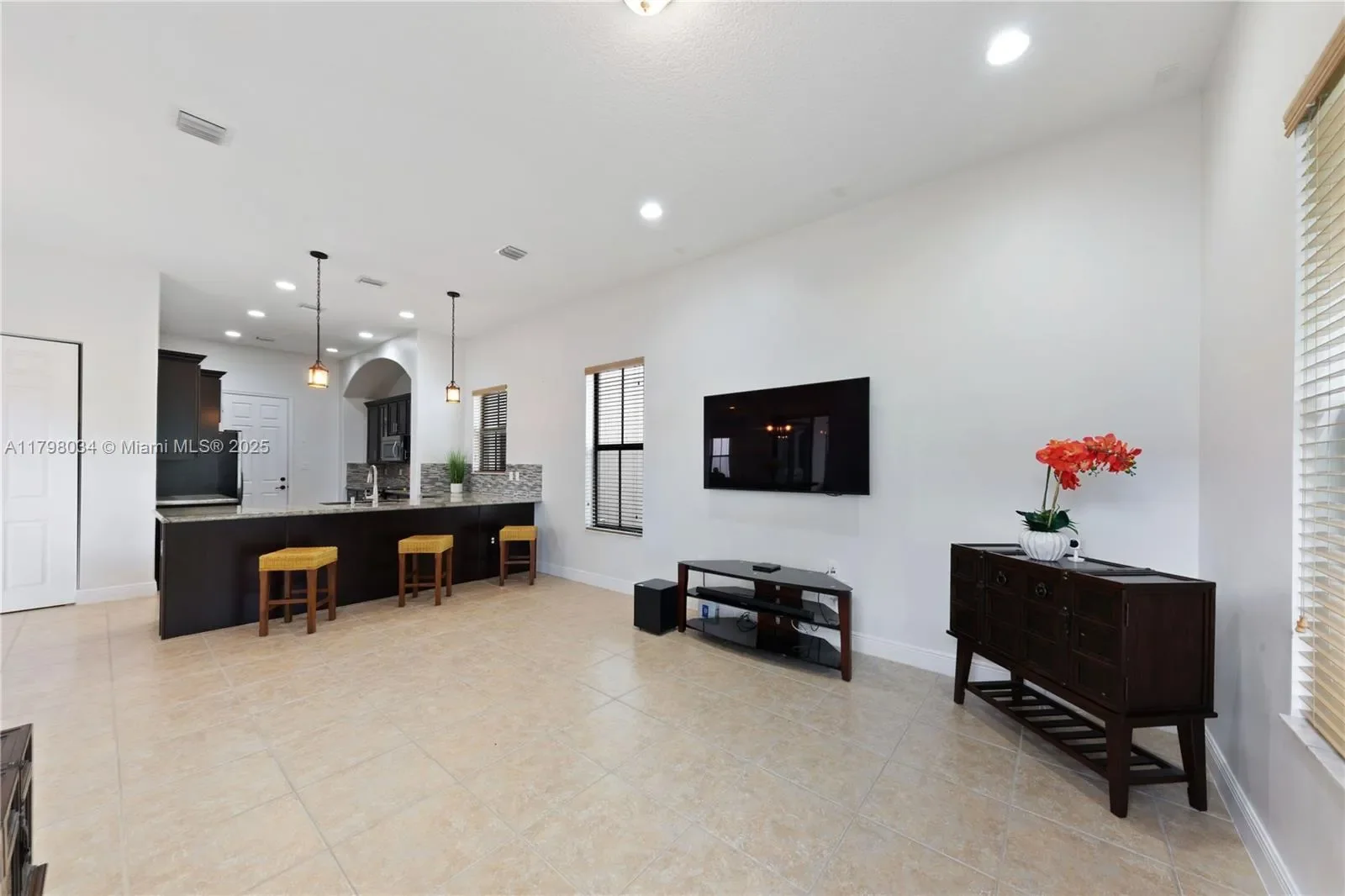 Gallery photo 12