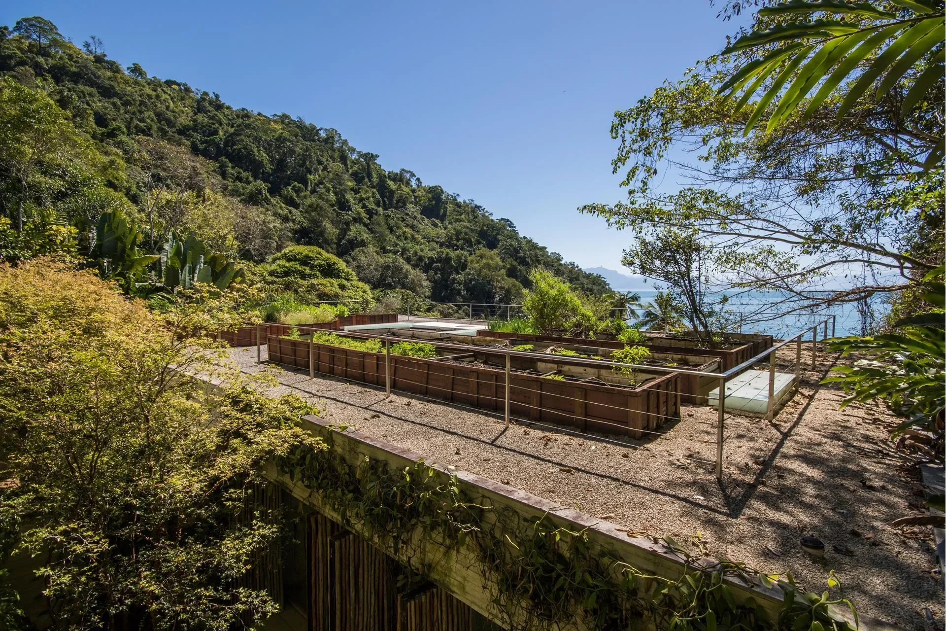 Rua Prainha da Praia Vermelha, sin, Paraty, Brazil, United States. - Photo 31