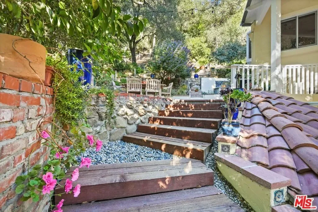 774 Old Topanga Canyon Road, Topanga, California, United States. - Photo 9