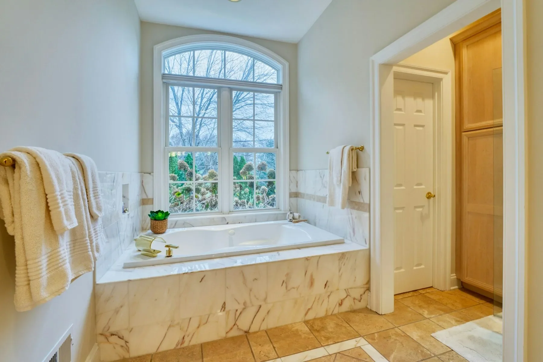 17061 Spring Creek Lane , Leesburg, VA 20176, Leesburg, Virginia, United States. - Photo 19