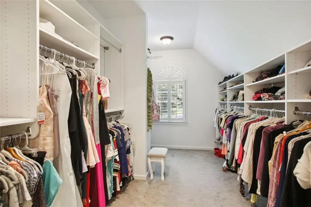 525 FOREST HILLS Drive, Atlanta, Georgia, United States. - Photo 18