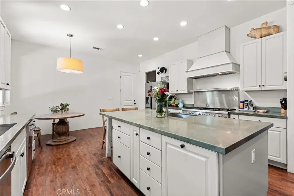 5150 Gloria Avenue, Los Angeles, California, United States. - Photo 3