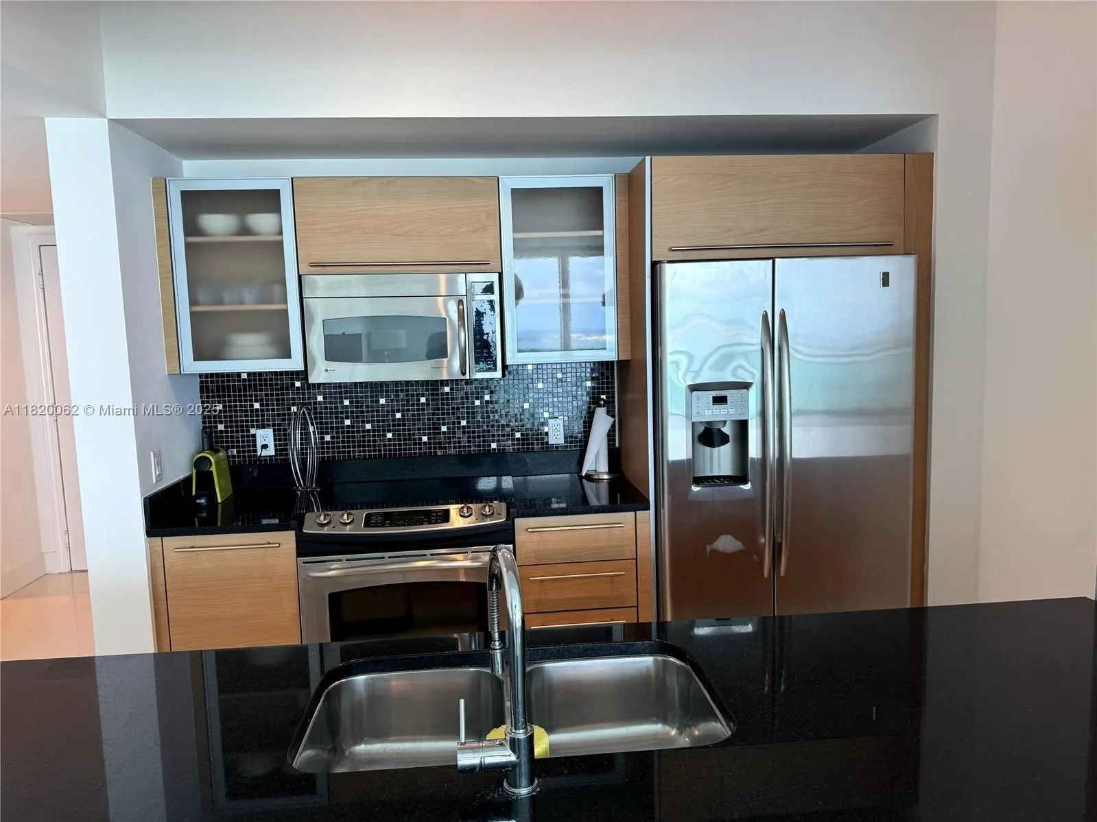 950 Brickell Bay Dr, #3710, Miami, Florida, United States. - Photo 25