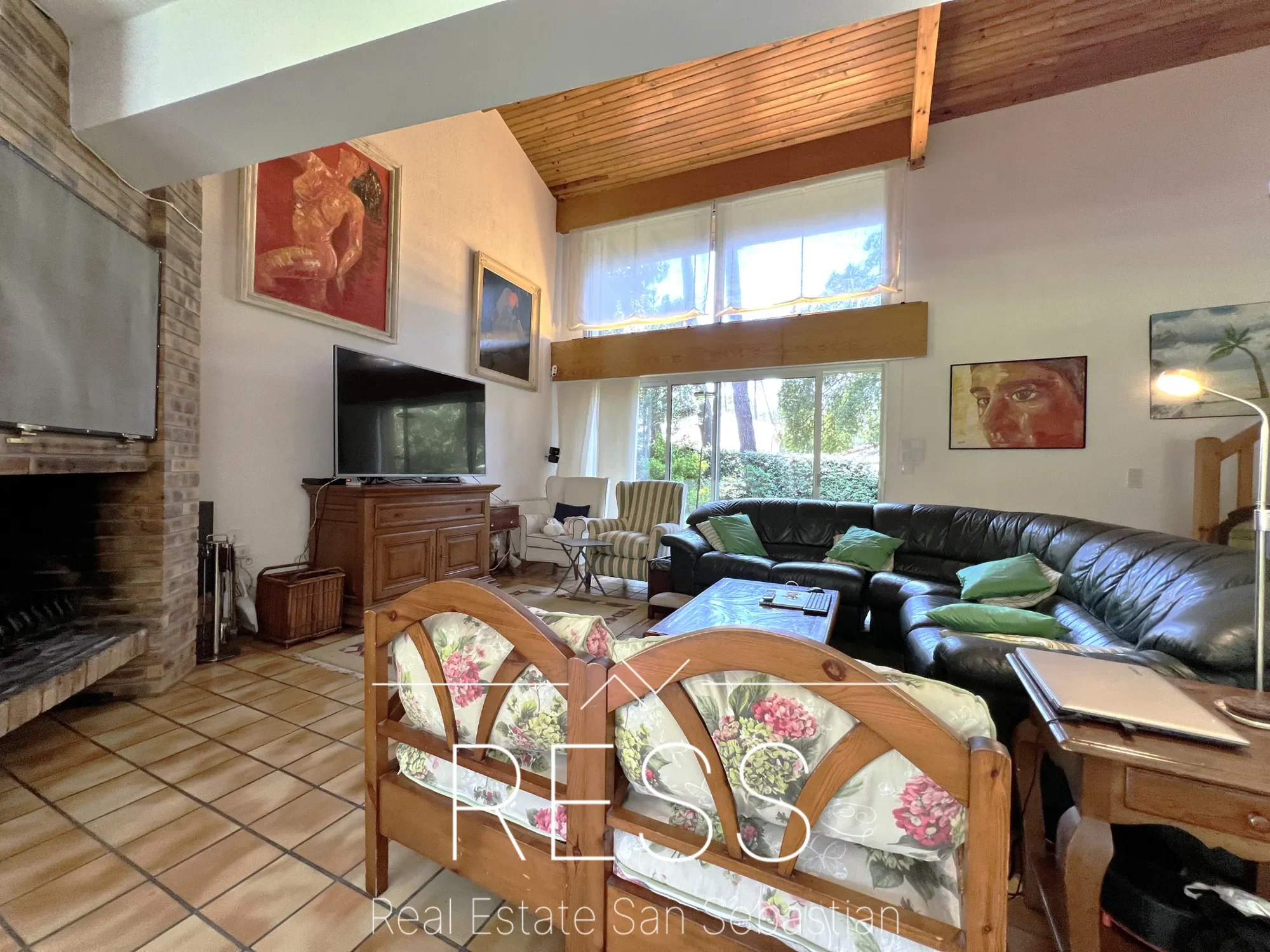 Gallery photo 7