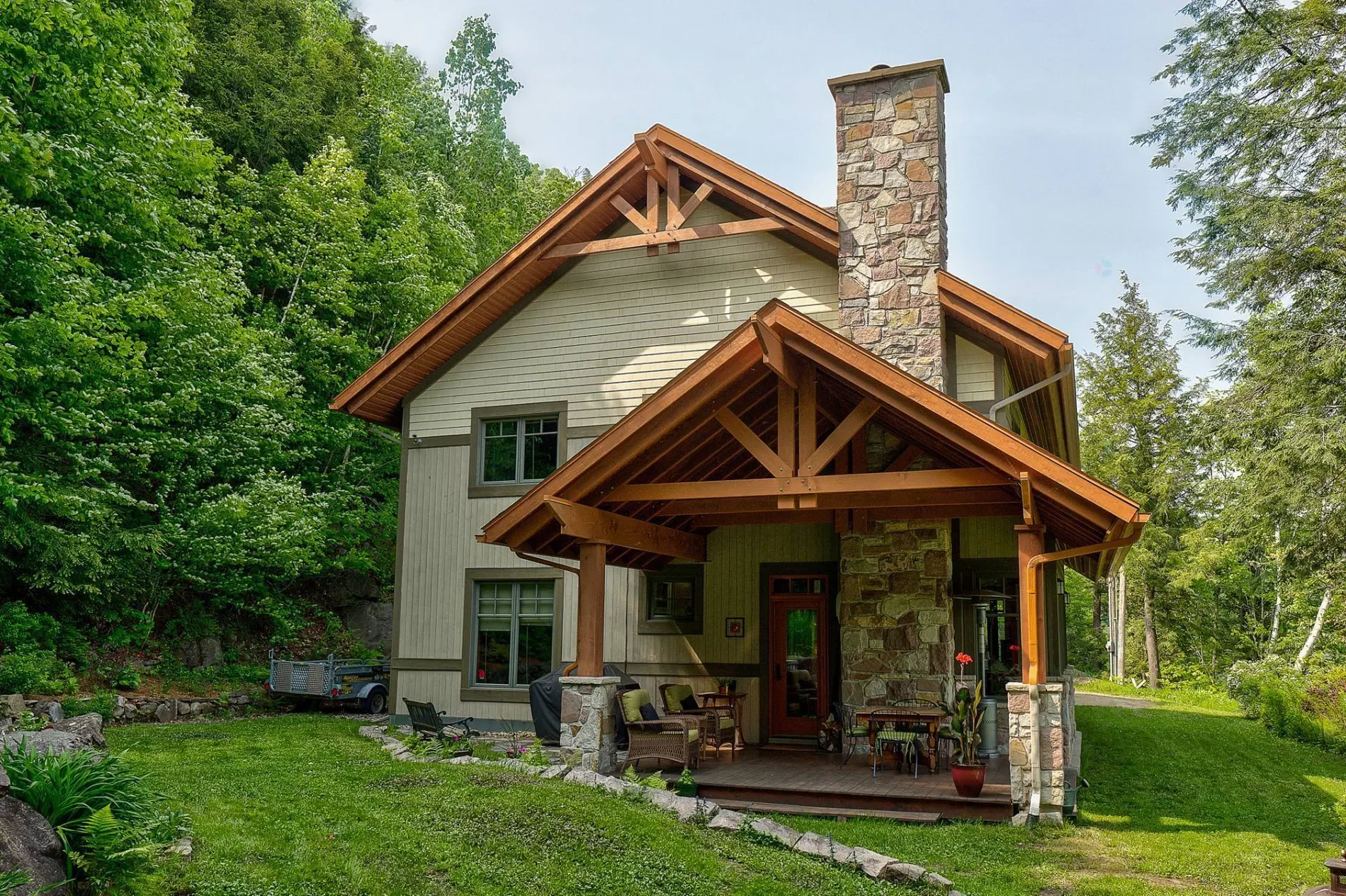 Exterior photo 8