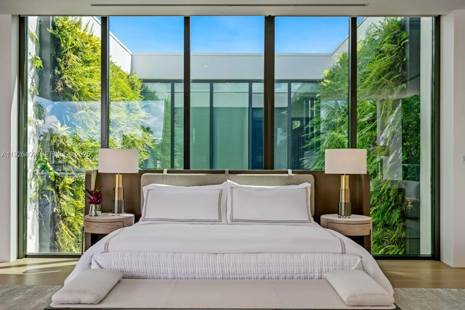 6480 Allison Rd, Miami Beach, Florida, United States. - Photo 23