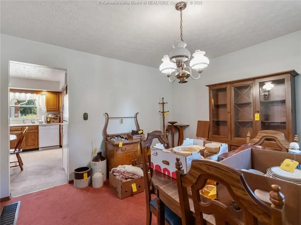 7886 Graham Station Rd., Letart, WV 25253, Letart, West Virginia, United States. - Photo 22