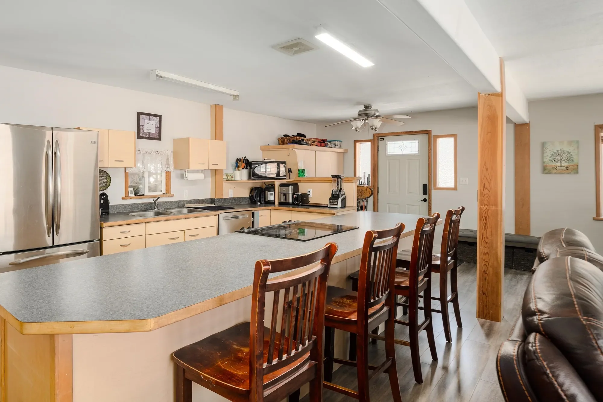 23 Bracken Parkway, Squamish, British Columbia, Canada. - Photo 8