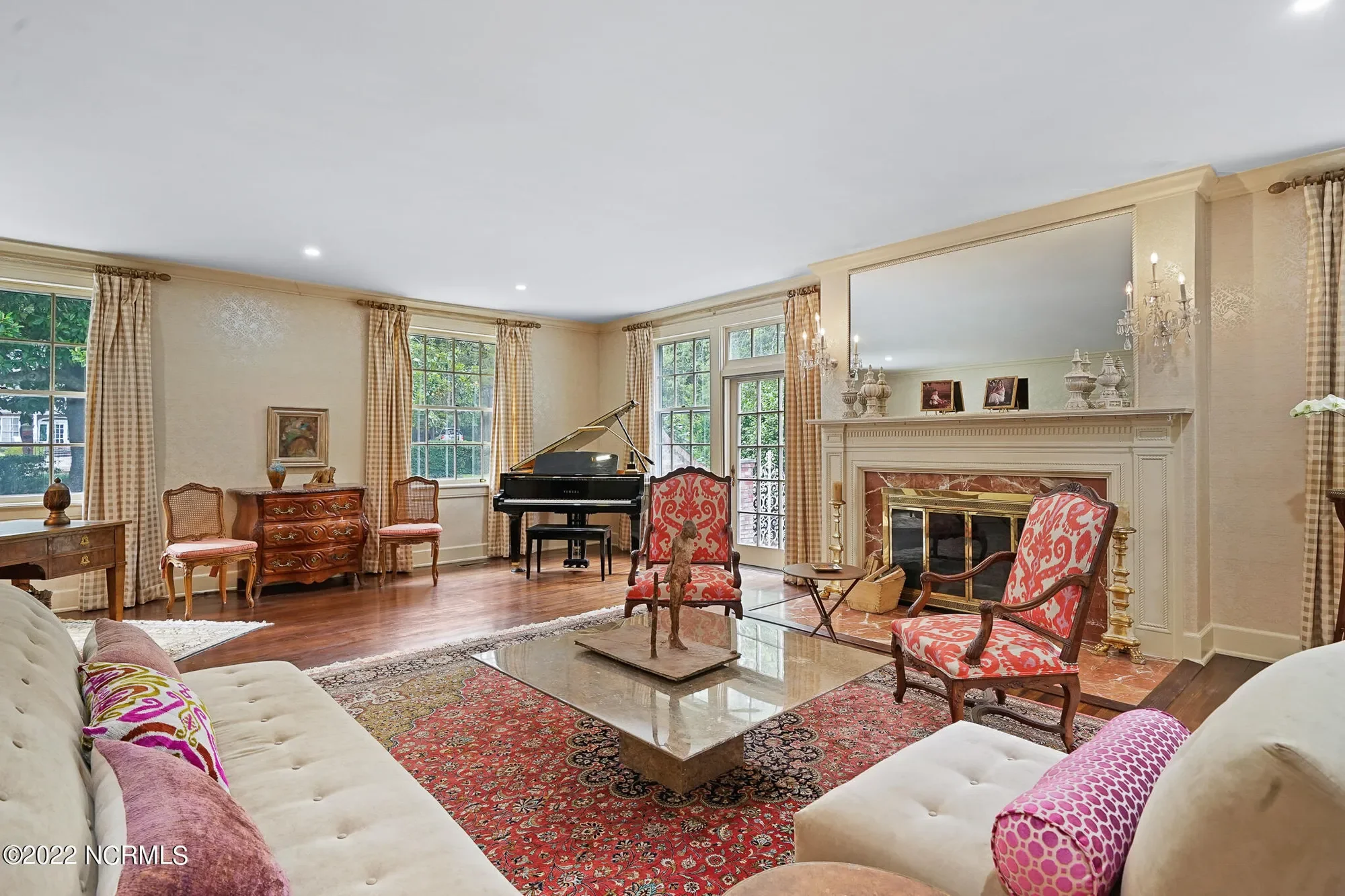 Gallery photo 10