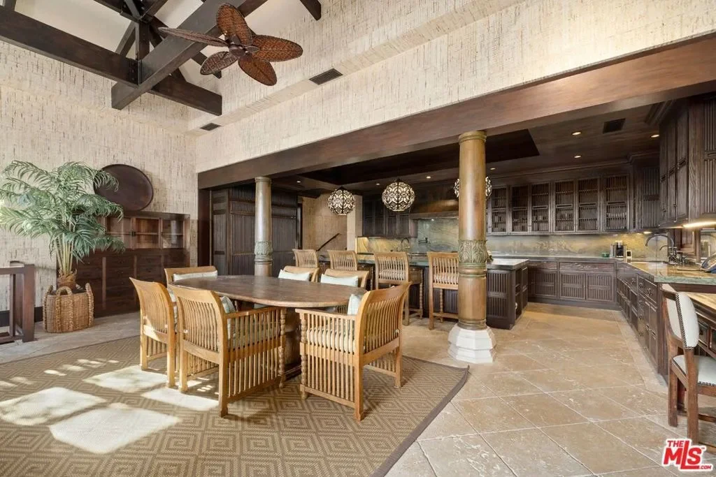 24834 Pacific Coast Highway, Malibu, California, United States. - Photo 26