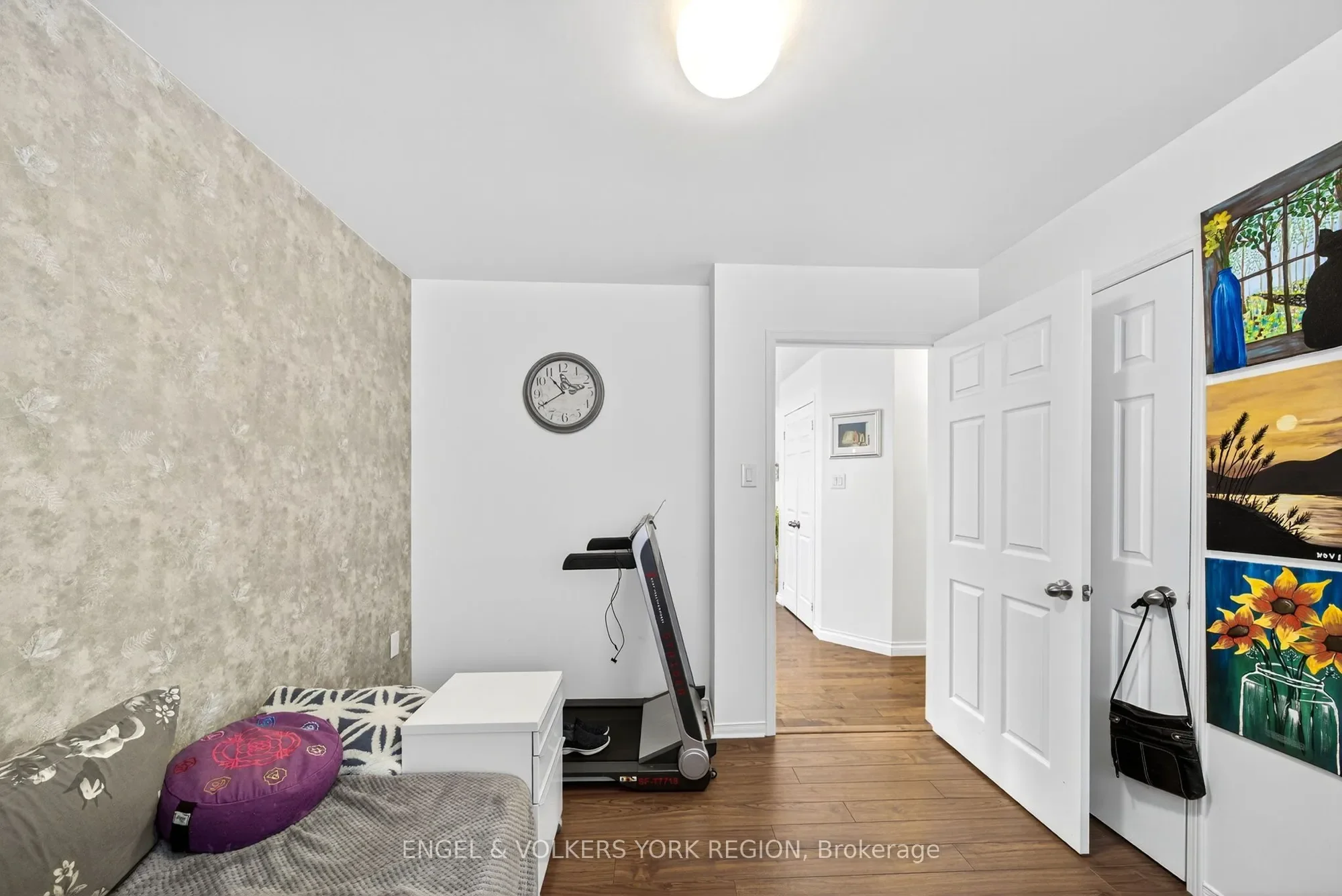 Gallery photo 4
