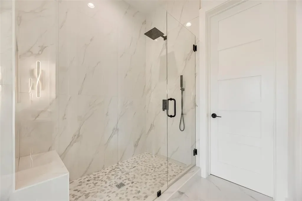 1121 Muncie Avenue, Dallas, Texas, United States. - Photo 20