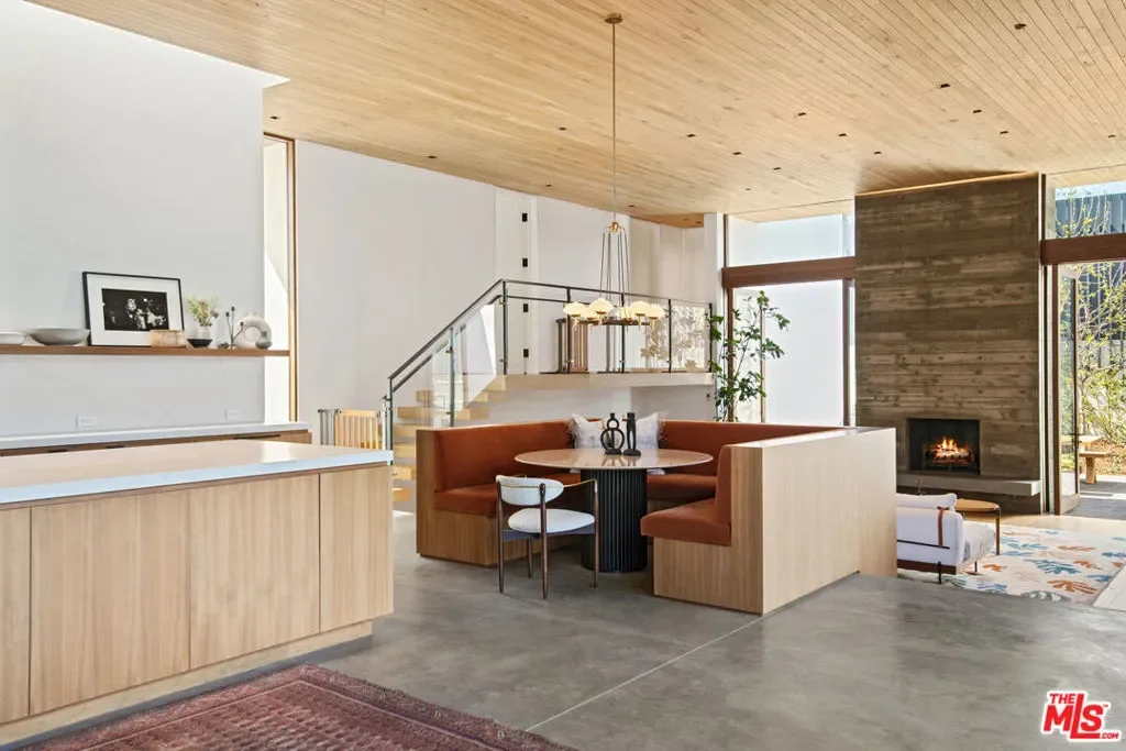 6708 Wildlife Road, Malibu, California, United States. - Photo 25