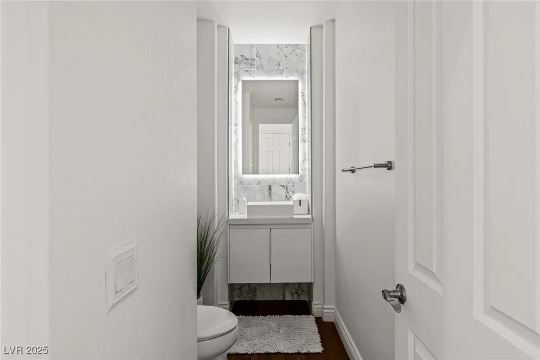 7304 Buttons Ridge Drive, Las Vegas, Nevada, United States. - Photo 27