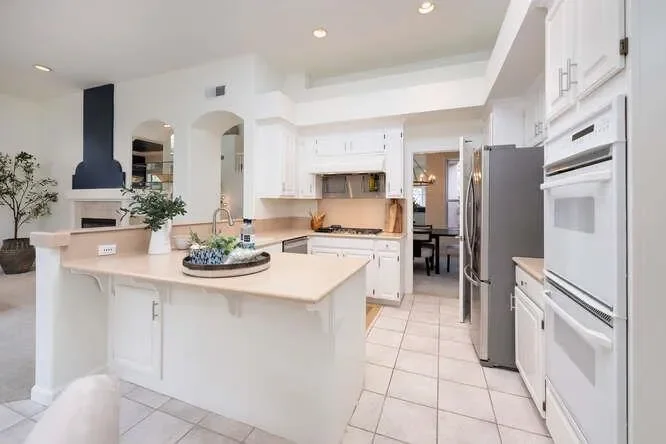 816 Corriente Point Drive, Redwood City, California, United States. - Photo 45