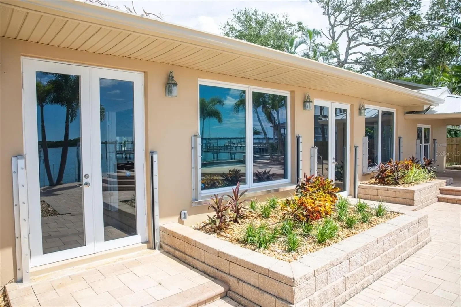 8400 35TH AVENUE N, ST PETERSBURG, FL, 33710, USA, St. Petersburg, Florida, United States. - Photo 3